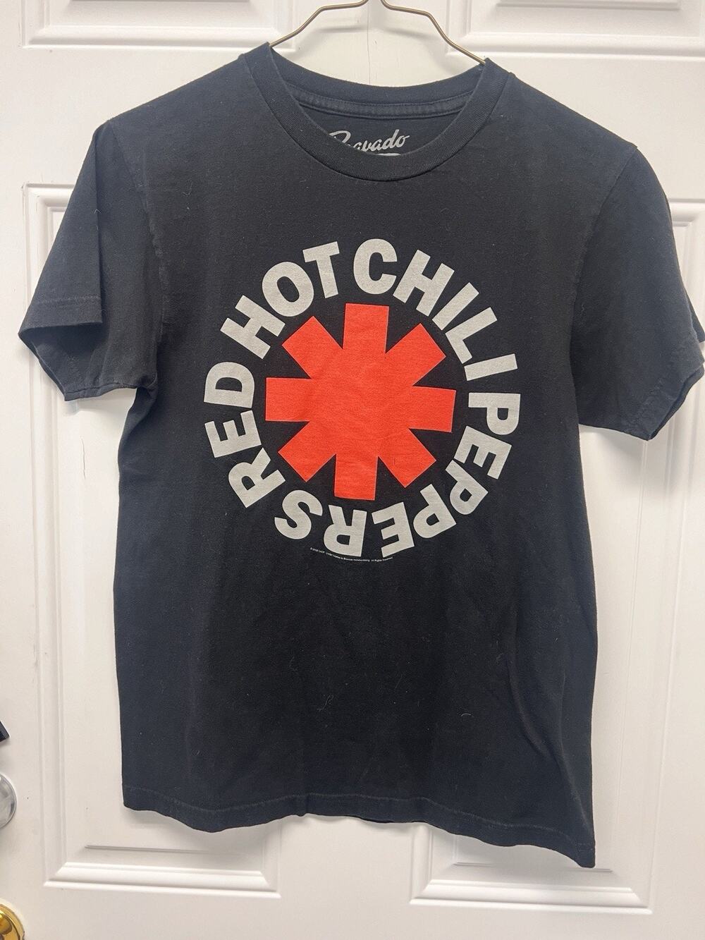 Red Hot Chili Peppers T-Shirts Size Small NOC3381 Bravado